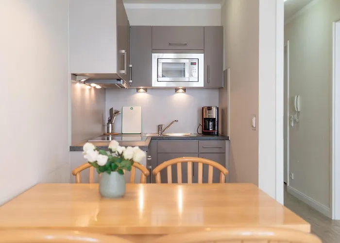 612, Seepark Зеллин